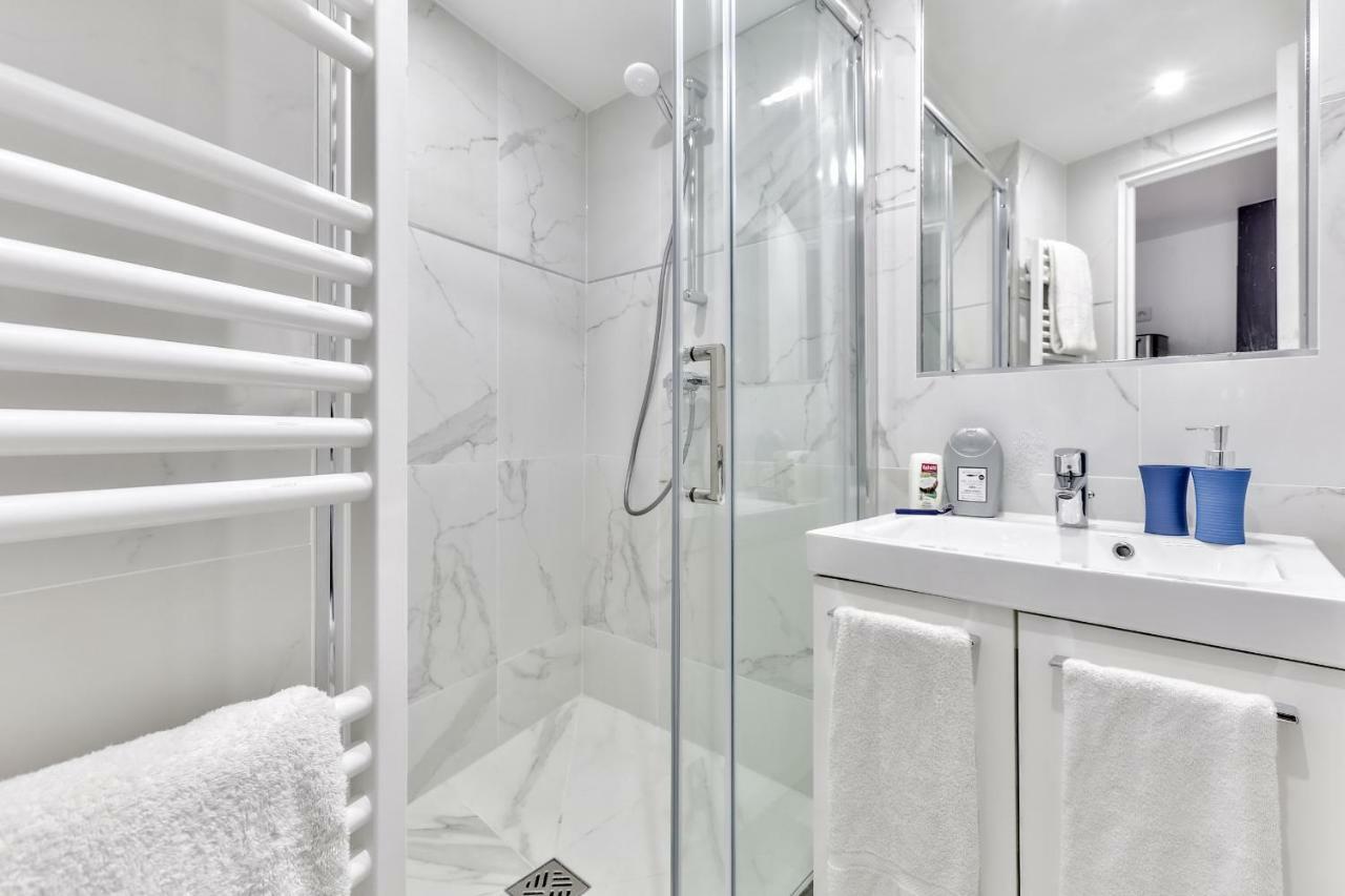 パリ93 - Luxury Flat In Le Maraisアパートメント エクステリア 写真