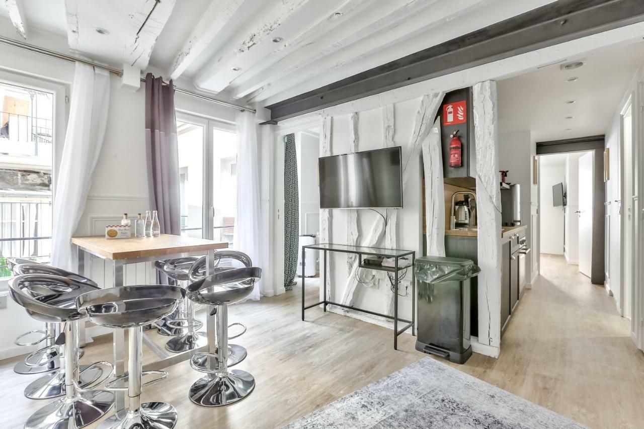パリ93 - Luxury Flat In Le Maraisアパートメント エクステリア 写真